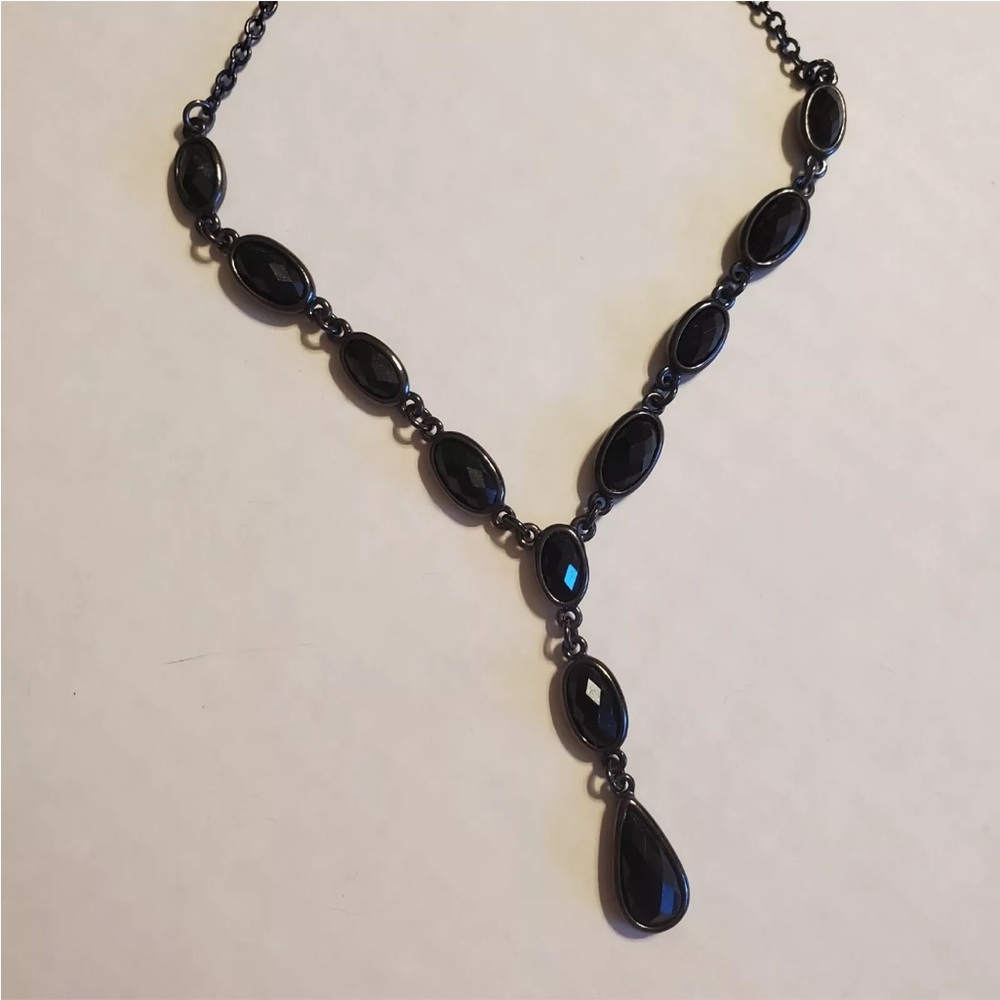 Crown Trifari black Y necklace, vintage